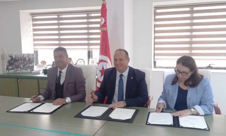 التوقيع على مذكرة تفاهم حول التعاون في مجال تطوير وتركيز المرجعية الوطنية للحوكمة