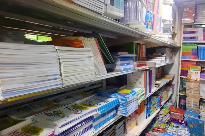 والعودة المدرسية على الأبواب..   الكتاب المدرسي جاهز رغم تأخر عمليات الطباعة.. و20 مليون من كراس مدعم متوفر