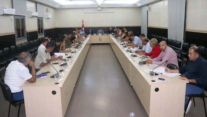 جندوبة ..المجلس الجهوي للأمن ينعقد ويتخذ جملة من الإجراءات جندوبة ..المجلس الجهوي للأمن ينعقد ويتخذ جملة من الإجراءات