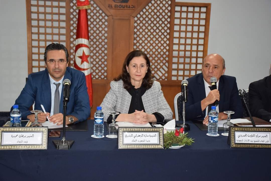 وزيرة التجهيز: ضرورة مراجعة إسناد الصفقات العمومية بما يضمن تشريك المقاولات القادرة على انجاز المشاريع العمومية الكبرى