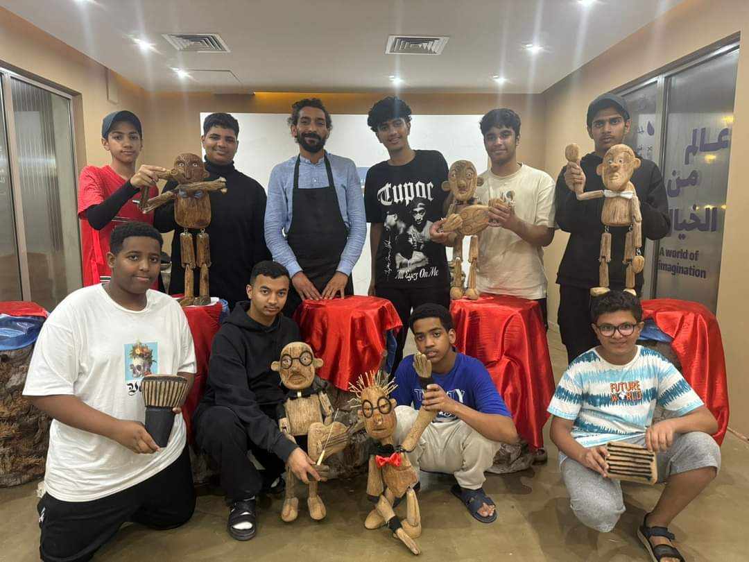 يستثمر مخلفات النخيل بطريقة ايكولوجية..   "روح النخلة" مشروع فني للعرائسي حسان مري.. من الاختصاص إلى طرق أبواب العالمية