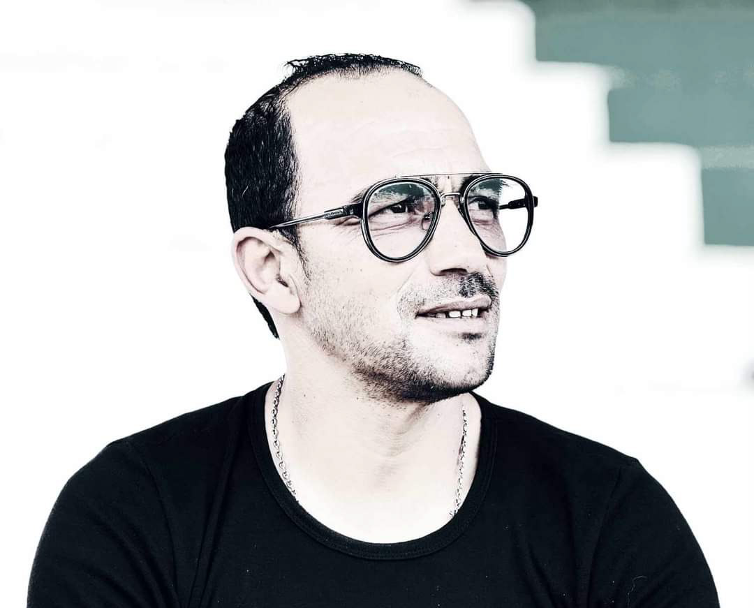 تعيين بشير الأحمر مدربا مساعدا لفريق الملعب الافريقي بمنزل بورقيبة تعيين بشير الأحمر مدربا مساعدا لفريق الملعب الافريقي بمنزل بورقيبة