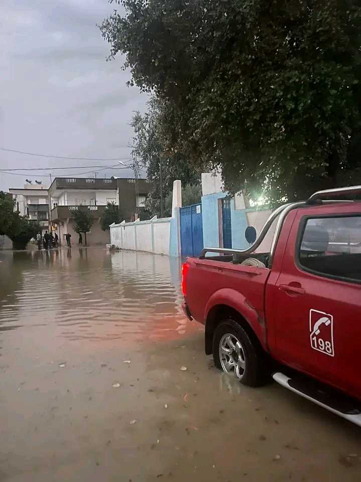 جندوبة ..المياه تغمر عدة منازل والحماية المدنية تتدخل جندوبة ..المياه تغمر عدة منازل والحماية المدنية تتدخل