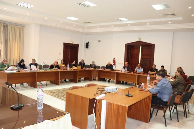 القيروان.. اللجنة الجهوية الإستشارية للمقاطع التقليدية تنظر في إسناد 09 مطالب القيروان.. اللجنة الجهوية الإستشارية للمقاطع التقليدية تنظر في إسناد 09 مطالب