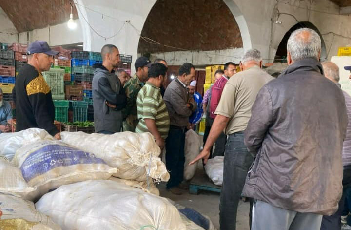 ماطر.. توزيع 10 أطنان من البطاطا ماطر.. توزيع 10 أطنان من البطاطا