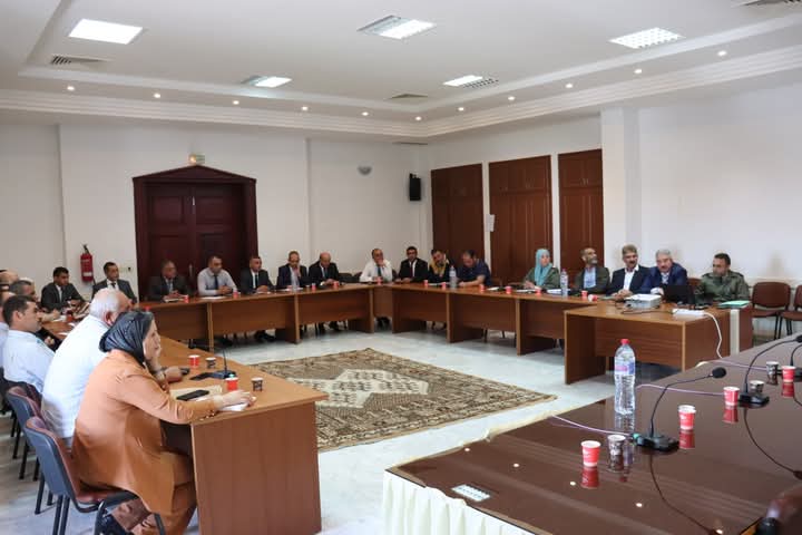 القيروان..بمناسبة عيد الشجرة برمجة غراسة 395 ألف شجيرة القيروان..بمناسبة عيد الشجرة برمجة غراسة 395 ألف شجيرة 