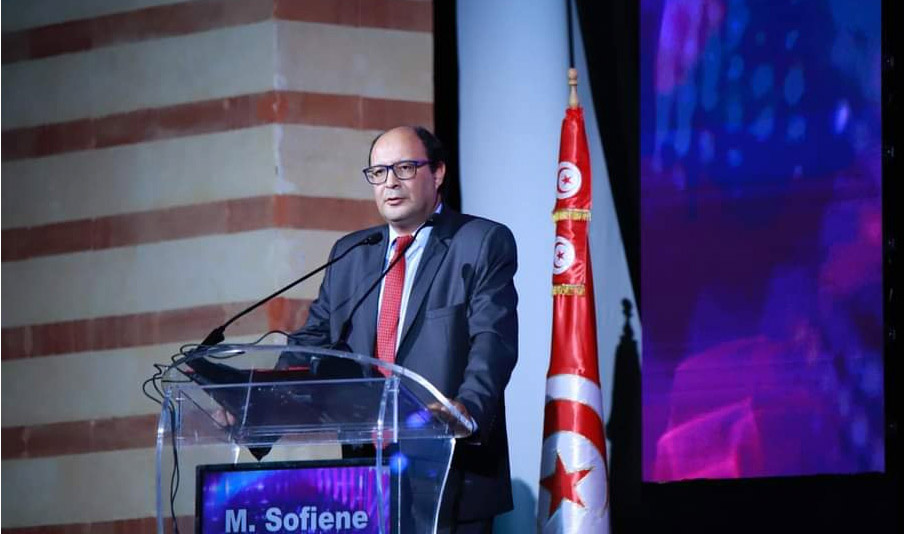 وزير تكنولوجيات الاتصال لـ"الصباح":  مشروع ربط المدارس بشبكة الألياف البصرية شارف على الانتهاء