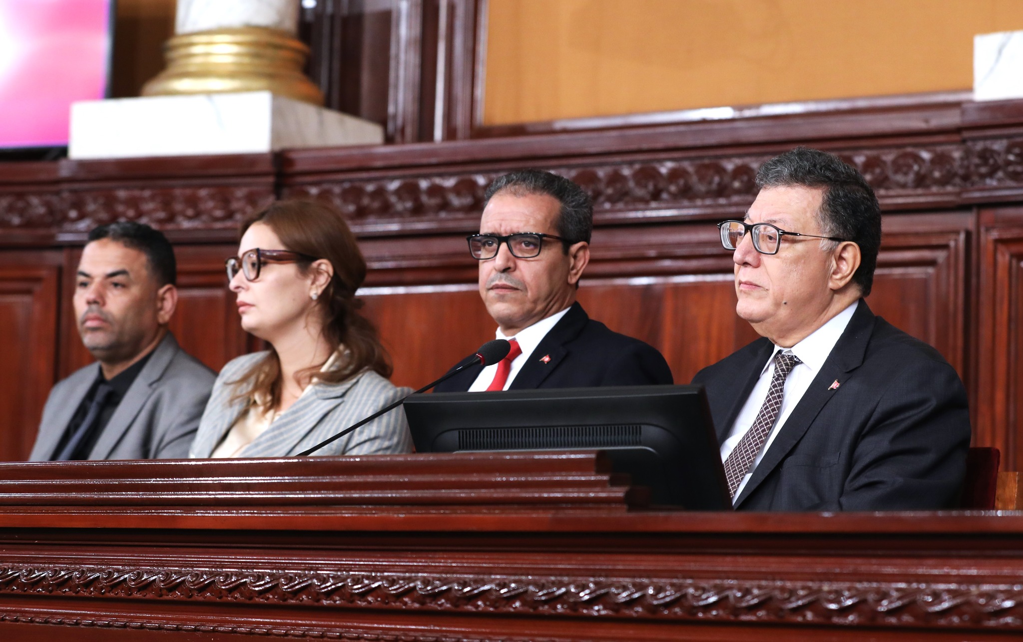 إلى غاية 20 نوفمبر.. مواصلة البرلمان ومجلس الجهات والأقاليم مناقشة مشروع ميزانية الدولة 2025