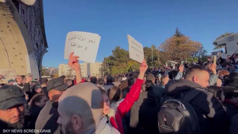 سوريا.. عقد مؤتمر وطني شامل بداية سنة 2025