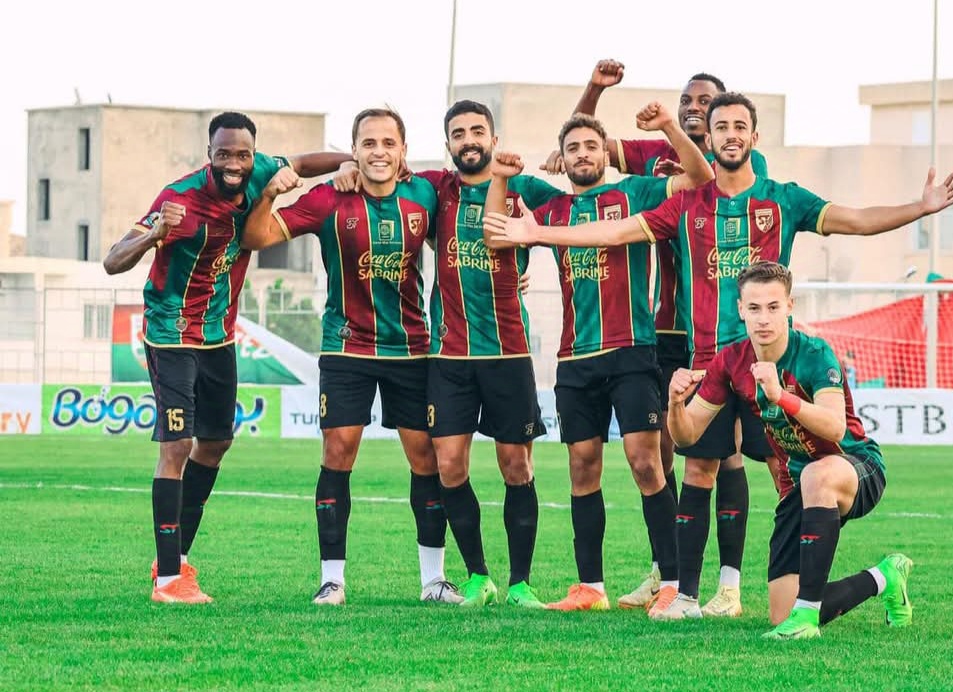 الرابطة الأولى: "البقلاوة" تعمّق جراح السي آس آس وتنفرد بالصدارة 