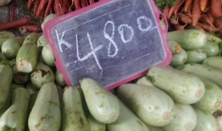 بالصور / أسعار بعض الخضر و الغلال بسوق شباو بوادي الليل 2 20241027_112740.jpg