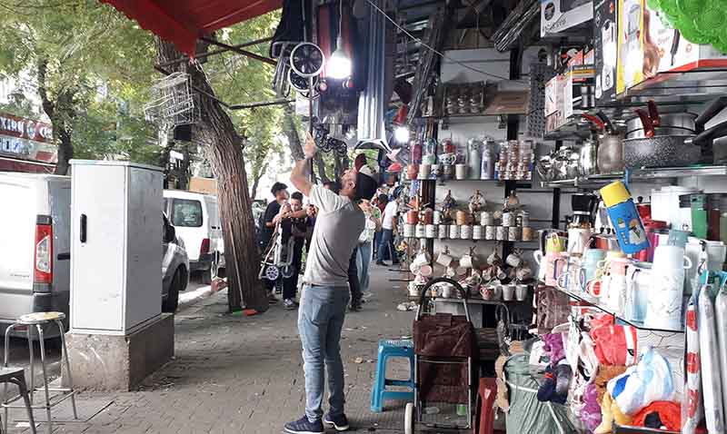 بالصور/ حملة مراقبة بنهج الجزيرة و معتمد تونس يتحدث للصباح نيوز.. 2 20241030_123307.jpg