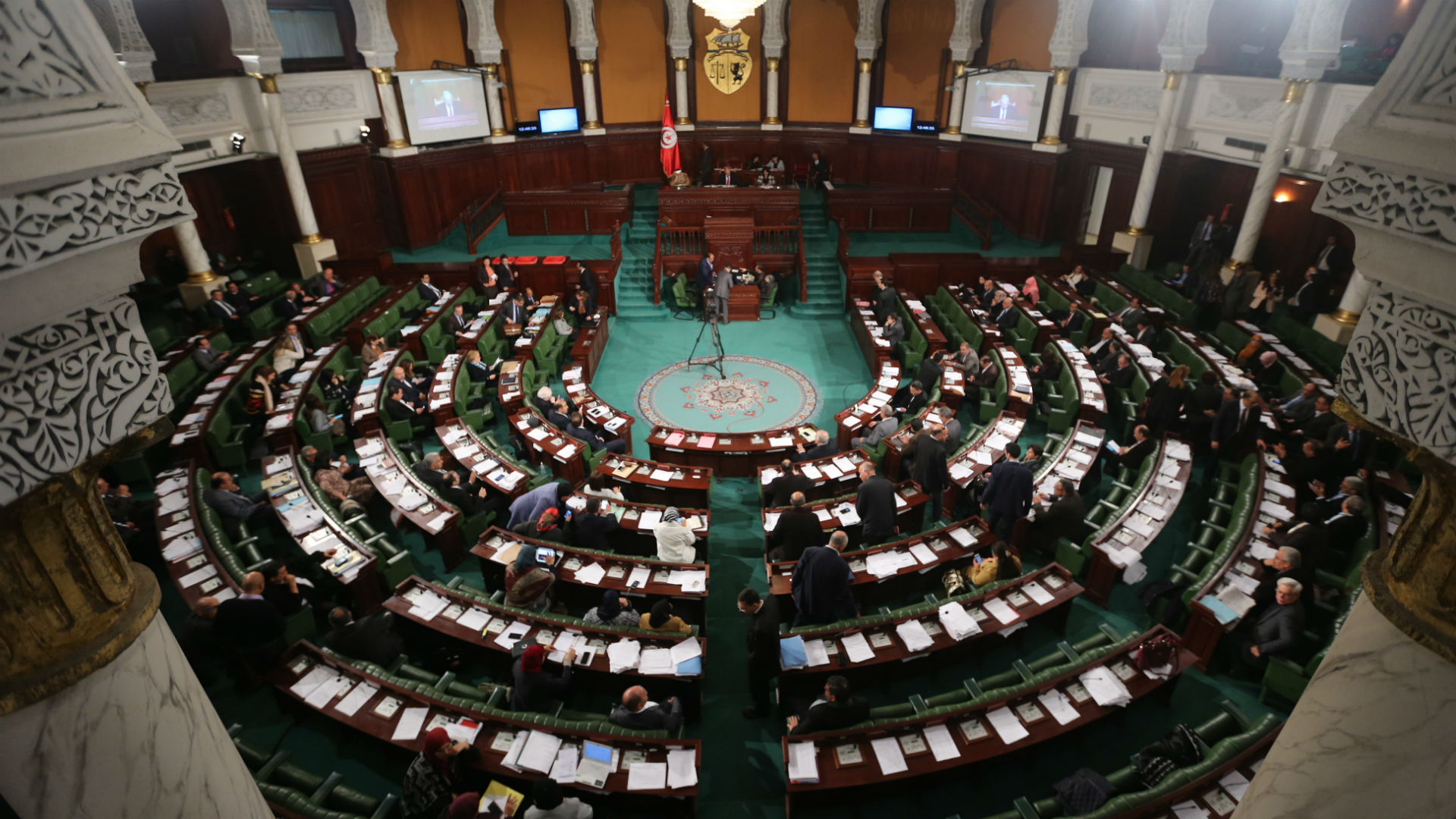 بعد بيان الوحدة وعريضة المرسوم 54.. هل هي ملامح لتشكل معارضة برلمانية؟