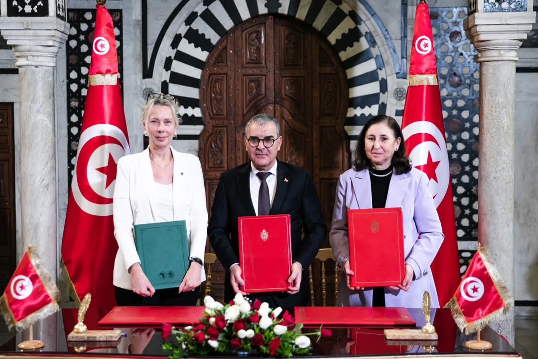 قيمتها‭  ‬270.9‭ ‬مليون‭ ‬دينار ..‬وهدفها‭ ‬تطوير‭ ‬شبكة‭ ‬الطرقات.. توقيع‭ ‬اتفاقية‭ ‬تمويل‭ ‬بين‭ ‬تونس‭ ‬والبنك‭ ‬الإفريقي‭ ‬للتنمية