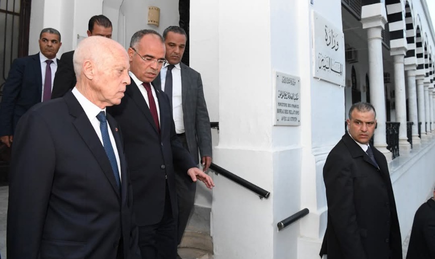 رئيس الجمهورية: ملف الأملاك المصادرة يراوح مكانه.. وبعضها تم التفويت فيها دون وجه حق 
