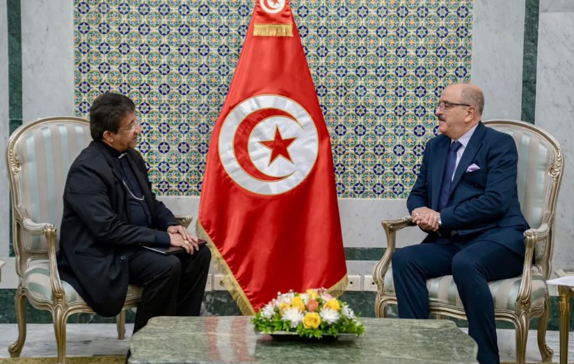 وزير الخارجية يؤكّد الالتزام بتأمين السّير الطبيعي لعمل المؤسّسات التّابعة للكنيسة الكاثوليكيّة 