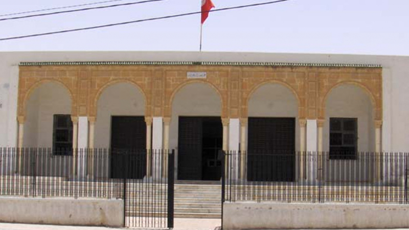 في قضية مشروع ثقافي بجربة.. ابقاء رئيس نيابة خصوصية سابق و3 موظفين في حالة سراح في قضية مشروع ثقافي بجربة.. ابقاء رئيس نيابة خصوصية سابق و3 موظفين في حالة سراح