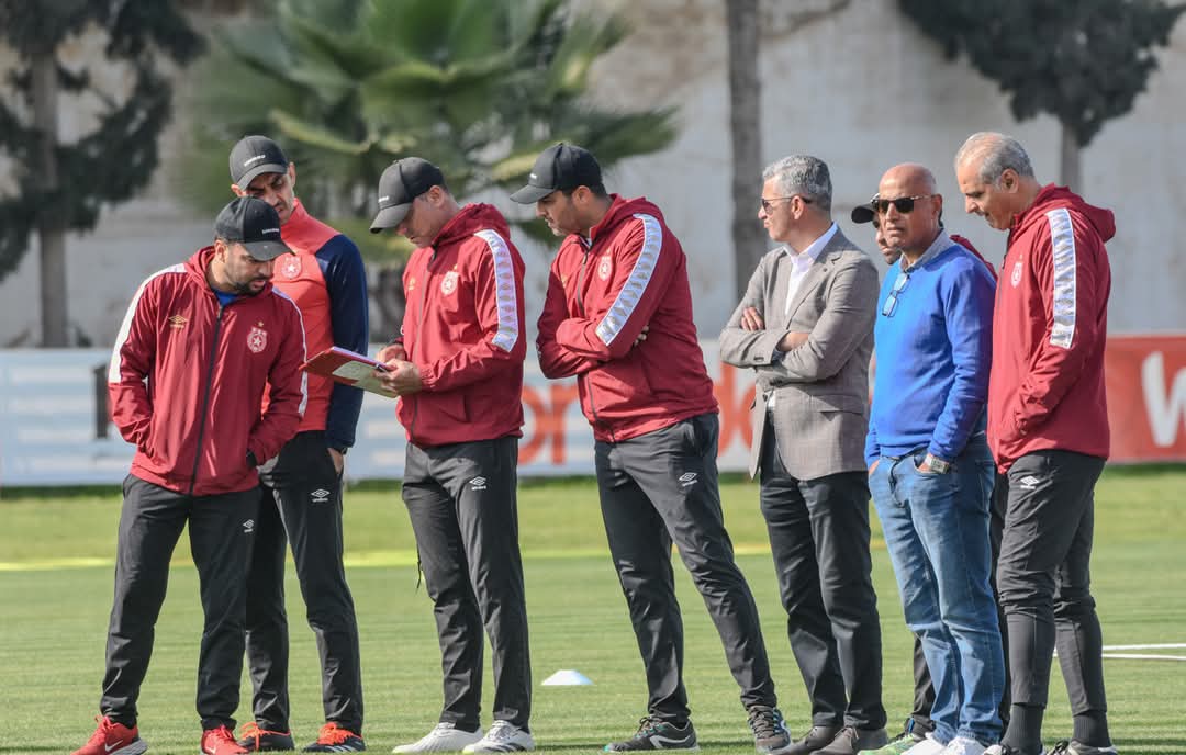 النجم الساحلي: بيّة يحفّز اللاعبين..وعبيد جاهز لـ"العكارة"