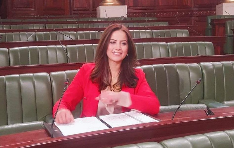 النائبة ألفة المرواني:  حان الوقت لتقنين أنشطة التسويق على مواقع التواصل الاجتماعي للحد من الغش 