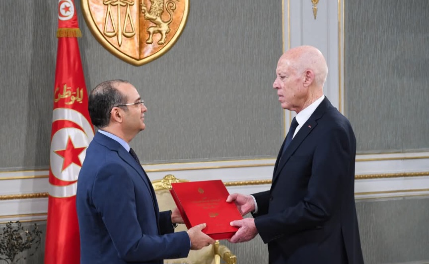 رئيس الجمهورية : الإطار القانوني المنظم للبلديات يجب ان يتلاءم مع أحكام الدستور الجديد