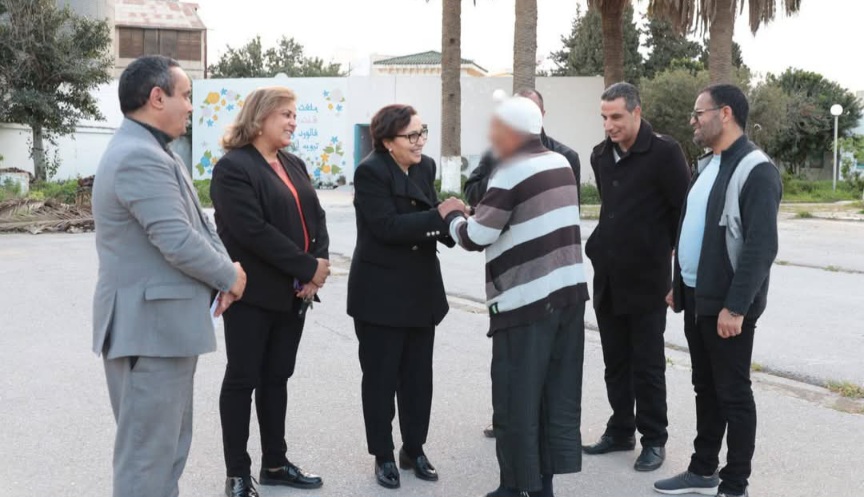 وزيرة الأسرة تُؤدّي زيارة فجئية إلى رعاية كبار السنّ بمنّوبة وتدعو إلى معالجة بعض النّقائص