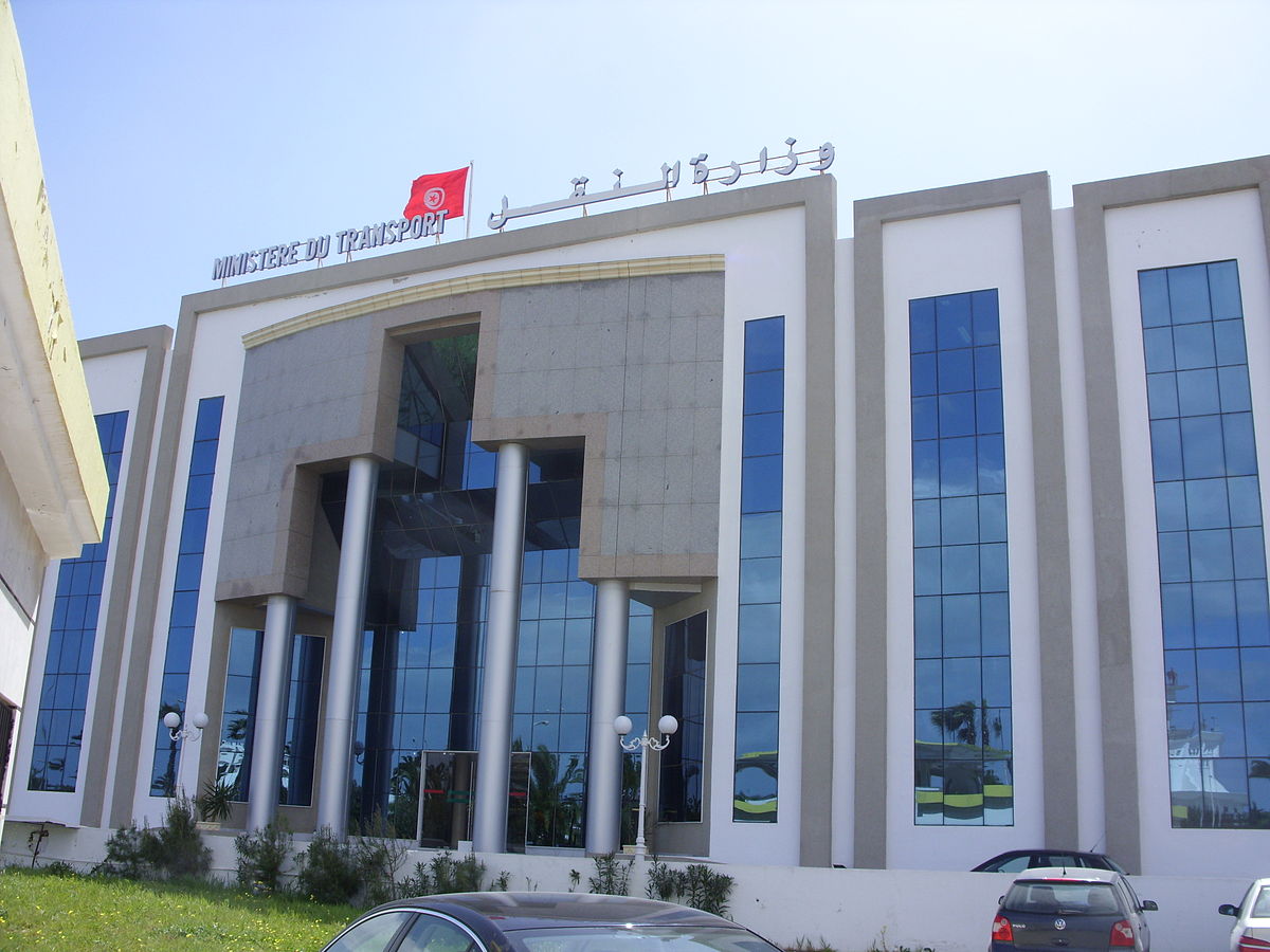 وزارة النّقل تؤكد تمسّك البنك الإفريقي للتّنمية بمواصلة تمويل  المشروع مترو صفاقس 
