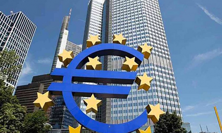 تراجع التضخم في منطقة اليورو إلى 2.2 %