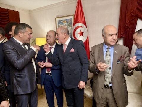 خلال لقائه الجالية التونسية بالسويد.. وزير الخارجية يدعوهم للتنظم في إطار جمعية تونسية 