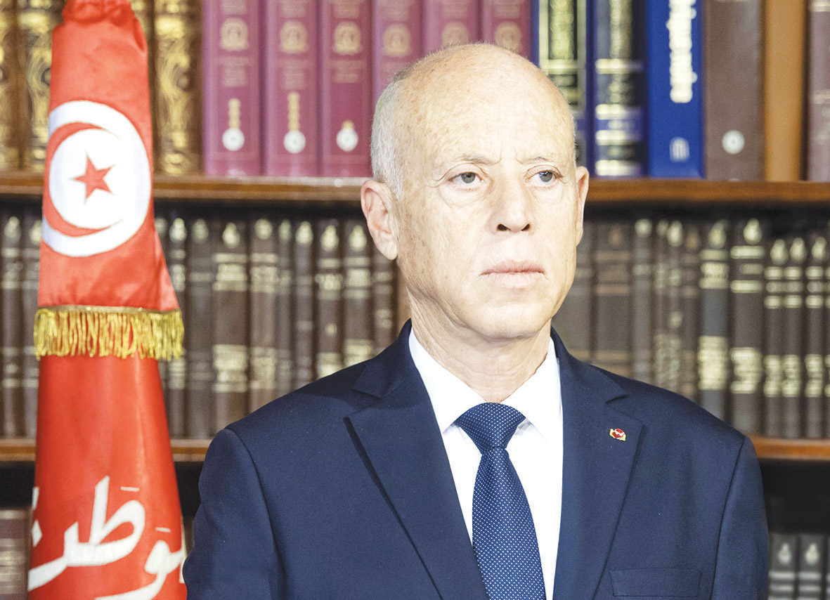 محل‭ ‬متابعة‭ ‬شخصية‭ ‬من‭ ‬رئيس‭ ‬الجمهورية..تواصل‭ ‬عملية‭ ‬إخلاء‭ ‬مخيّمات‭ ‬أفارقة‭ ‬دول‭ ‬جنوب‭ ‬الصحراء‭ ‬بالعامرة‭ ‬وجبنيانة‭.. ‬