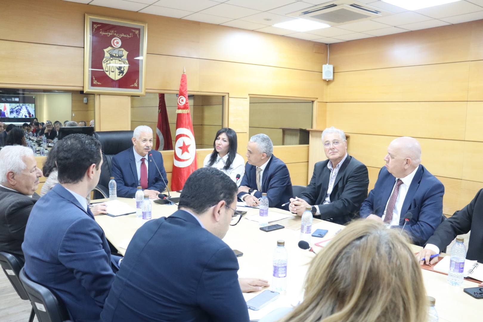  وزارة التجارة تبحث في تداعيات المعاليم الديوانية المفروضة على الصادرات التونسية إلى الولايات المتحدة