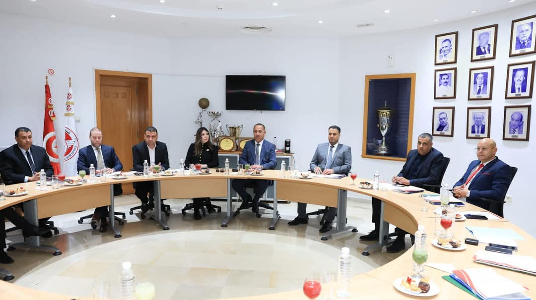  قبل استقالة قيدارة: المكتب الجامعي يجدّد الثقة في لجنة الاستئناف