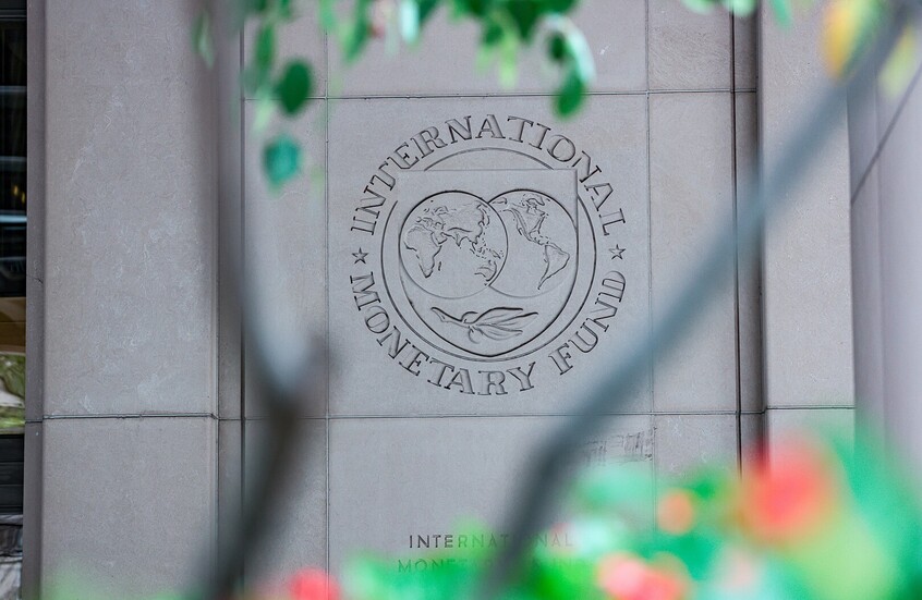صندوق النقد يطلق تحذيرات "قوية".. ويُخفض توقعات النمو العالمي إلى 2.8%