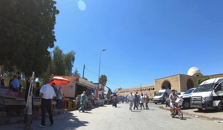 العامرة.. إزالة خيم المهاجرين غير النظاميين بـ"هنشير القرقني "