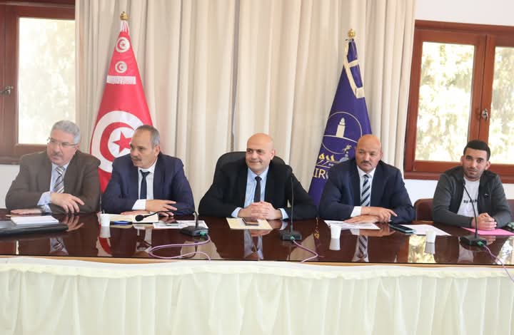القيروان.. جلسة عمل للنظر في إحداث شركة أهلية لتثمين مادة المرجين 