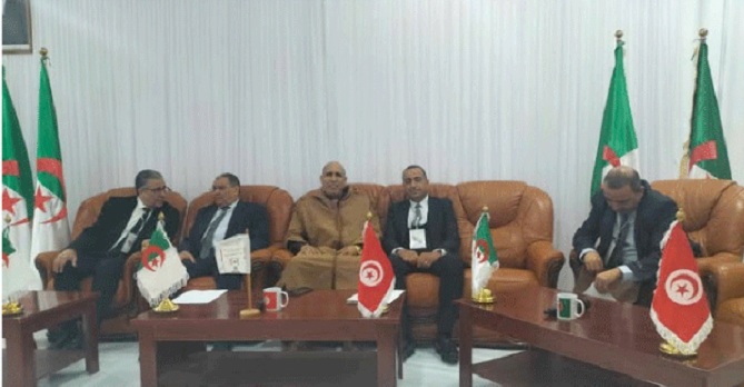  ثمنها جامعيون وباحثون بين الجزائر وتونس..   "دبلوماسية علمية" ترجمتها حركية على مستوى الجامعات الحدودية