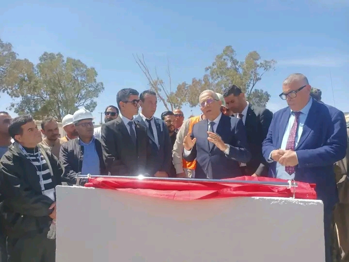 وزير الصحة يزور عدة مؤسسات صحية بالقصرين.. ويؤكد: سياسة الدولة مُتجهة نحو تركيز الاهتمام على ولايات عانت التهميش