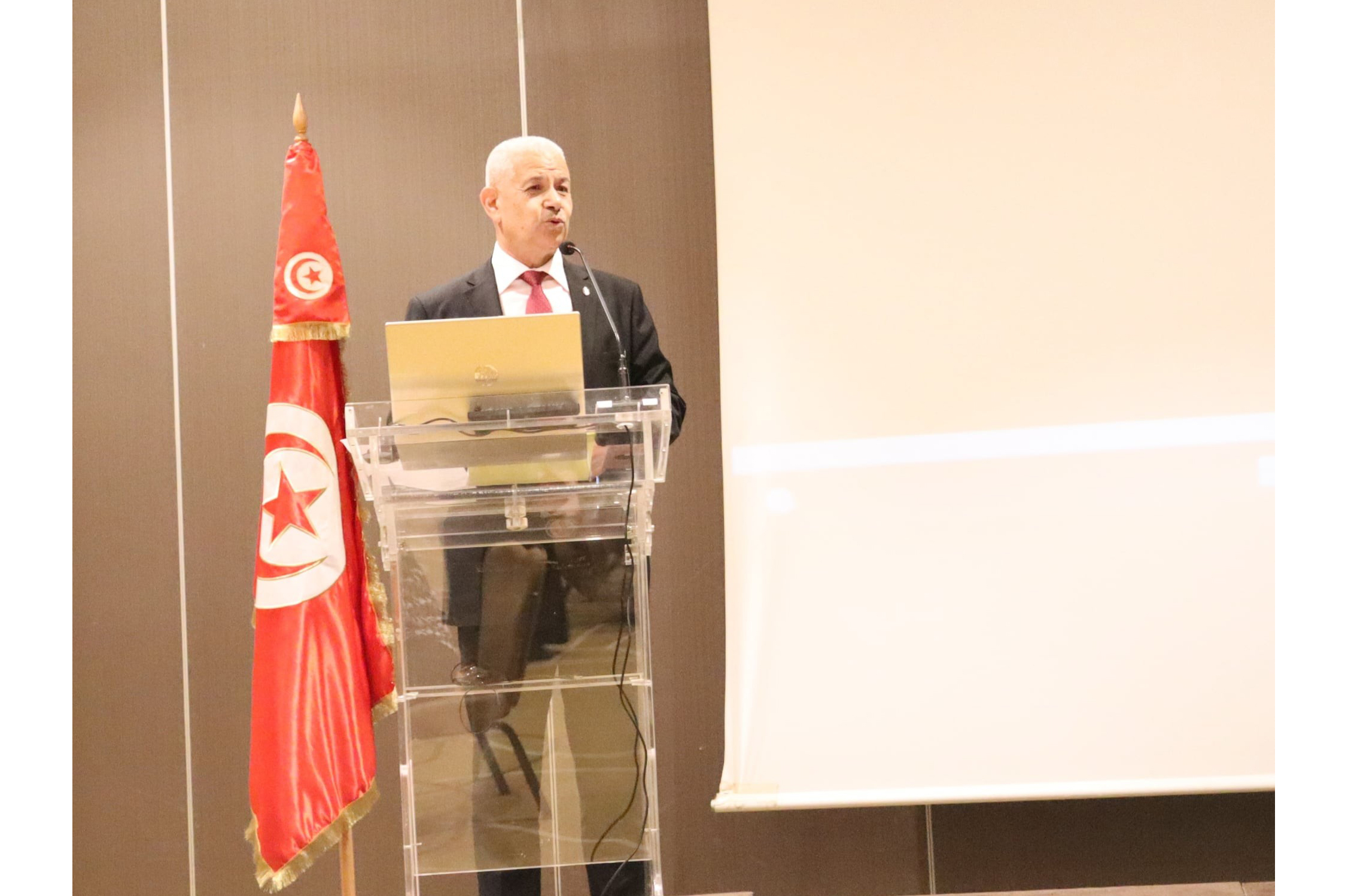 وزير التجارة: الملكية الفكرية مكون استراتيجي لدعم وتنويع الصادرات التونسية