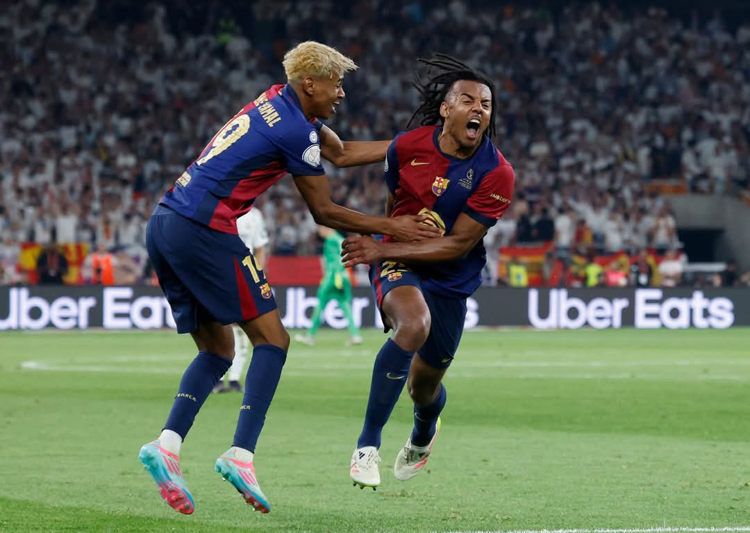 في مباراة مثيرة.. برشلونة يطيح بريال مدريد و يتوج بكأس ملك إسبانيا 