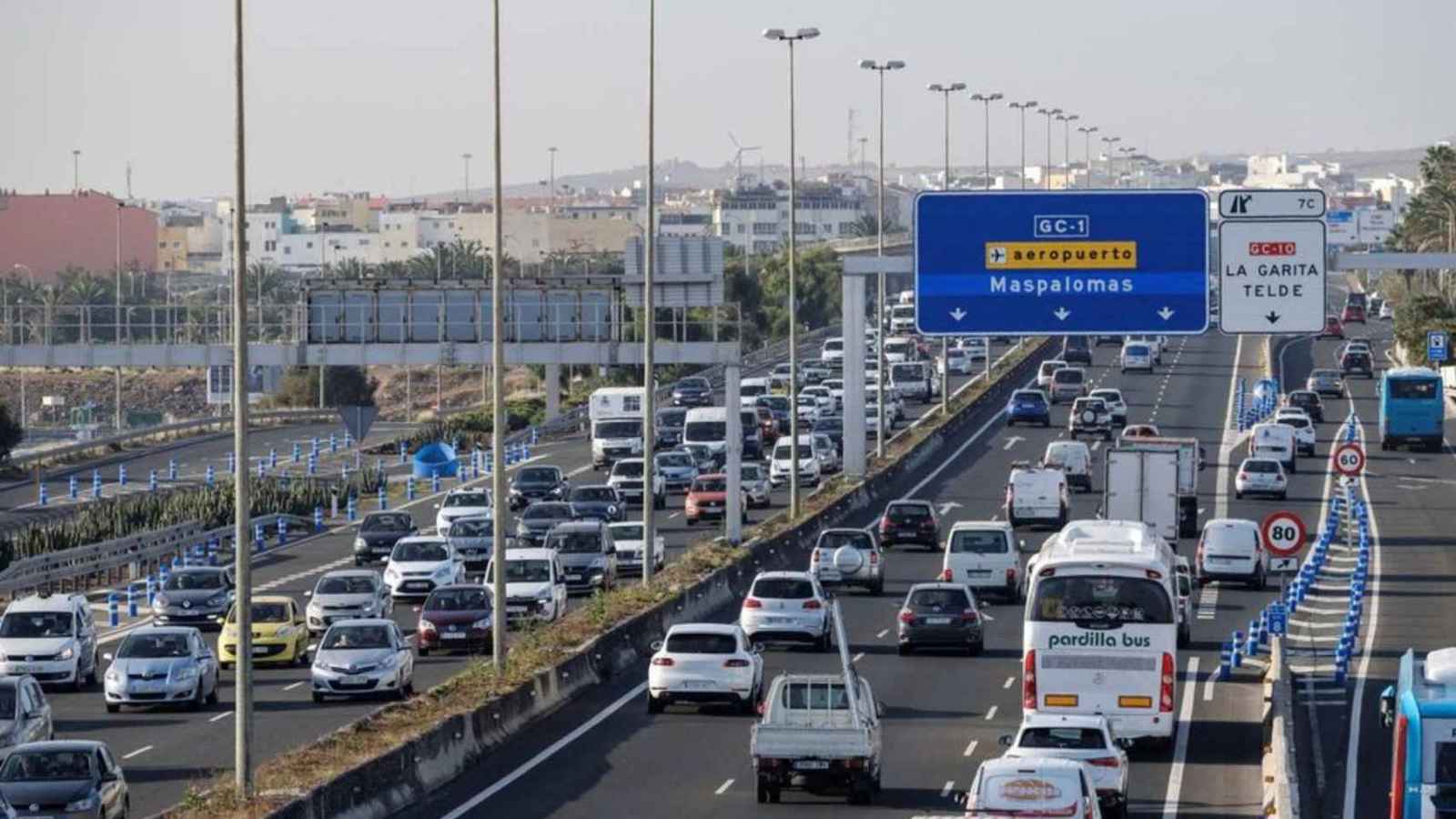 انقطاع التيار الكهربائي عن مناطق واسعة من إسبانيا والبرتغال