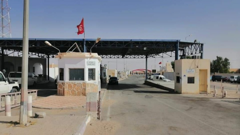 تطاوين.. عودة نشاط معبر ذهيبة بعد توقف مؤقت 