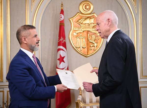 رئيس الدّولة يتسلم من المبعوث الخاص العراقي رسالة دعوة خطية لحضور أعمال مؤتمر القمة العربية