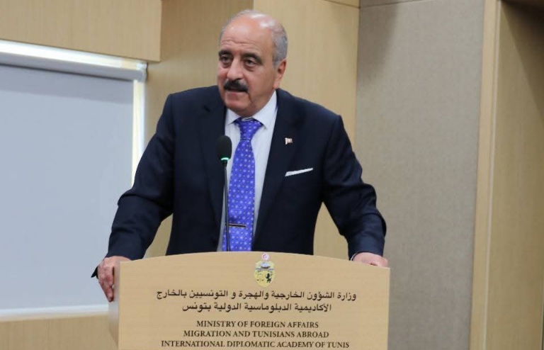وزير الخارجية يعرب عن استنكار تونس للصمت الدولي تجاه الإبادة الجماعية التي يتعرض لها الشعب الفلسطيني 