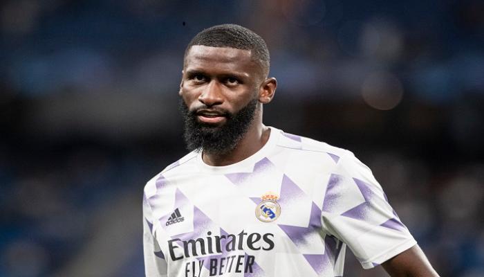 نهاية موسم مدافع ريال مدريد 