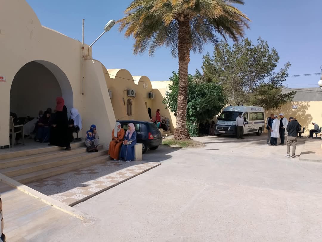 توزر .. قافلة صحية متعددة الاختصاصات تشمل 325 مواطنا بمعتمدية تمغزة