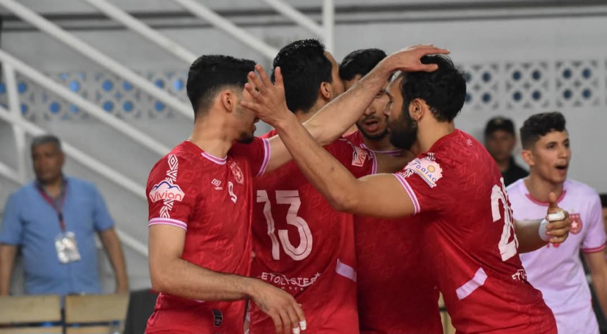 الكرة الطائرة: النجم الساحلي يتأهل إلى نهائي الكاس