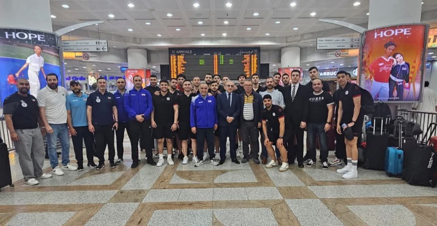 للمشاركة في كأس العرب.. منتخب كرة اليد اواسط يصل إلى الكويت 