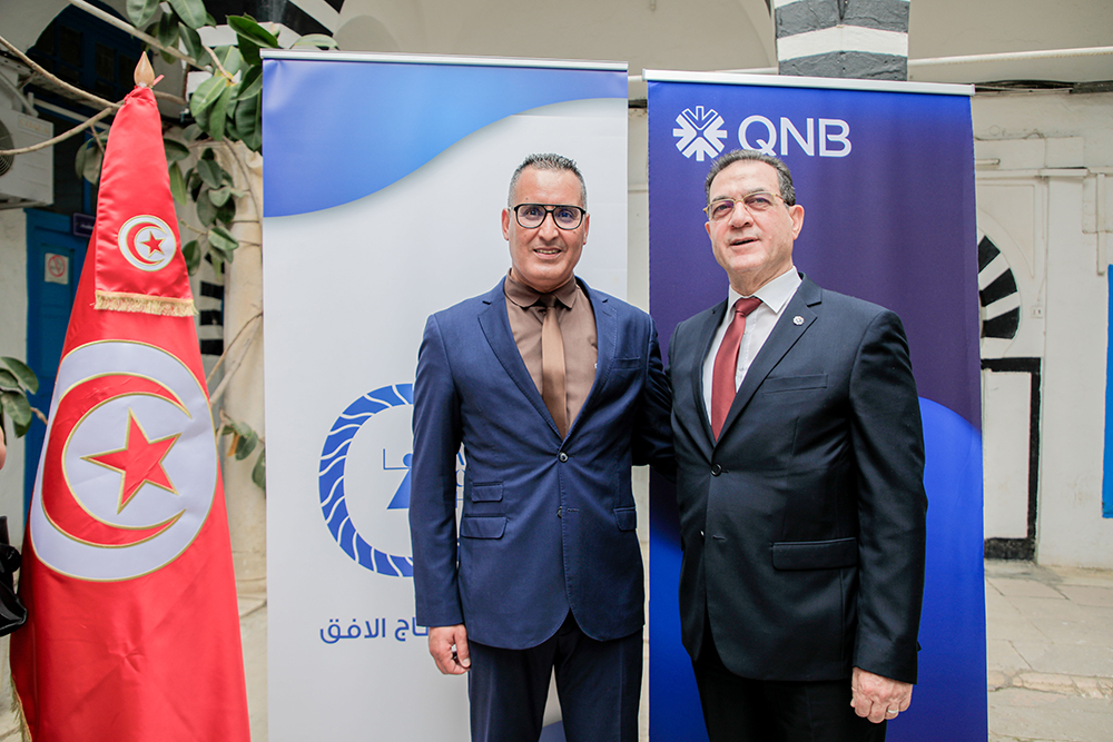 دعما للقطاع الصحي.. QNB يُساهم في دعم مستشفيات عزيزة عثمانة وبشير حمزة 