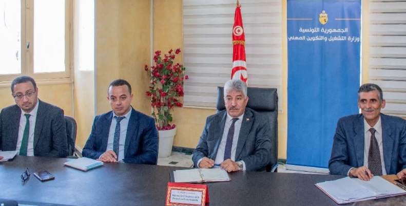 وزارة التشغيل.. جلسة عمل تبحث تقدم البرامج والمشاريع المشتركة بين الوزارة والوكالة الفرنسية للتنمية