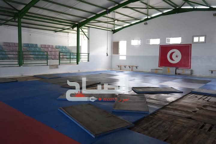القيروان..نحو إعادة تغليف أرضية قاعة الجيدو بالمنصورة إثر الأضرار الناجمة عن الأمطار