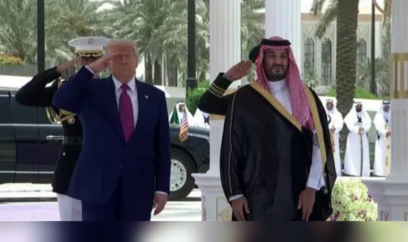 وصفها بالتاريخية..الرئيس الأمريكي دونالد ترامب يبدأ زيارة رسمية للسعودية